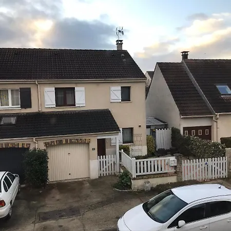 Loue Chambre, A 35 Min De Paris Et De Disney 中文 Alloggio in famiglia Pontault-Combault