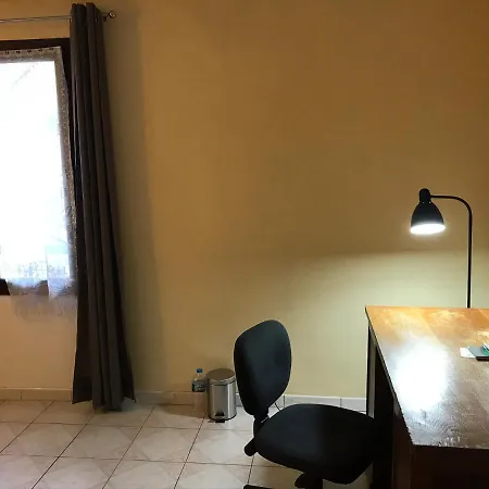 Alloggio in famiglia Loue Chambre, A 35 Min De Paris Et De Disney 中文 *